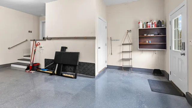 $639,900 | 183 Skyline Road, Bangor, ME 04401