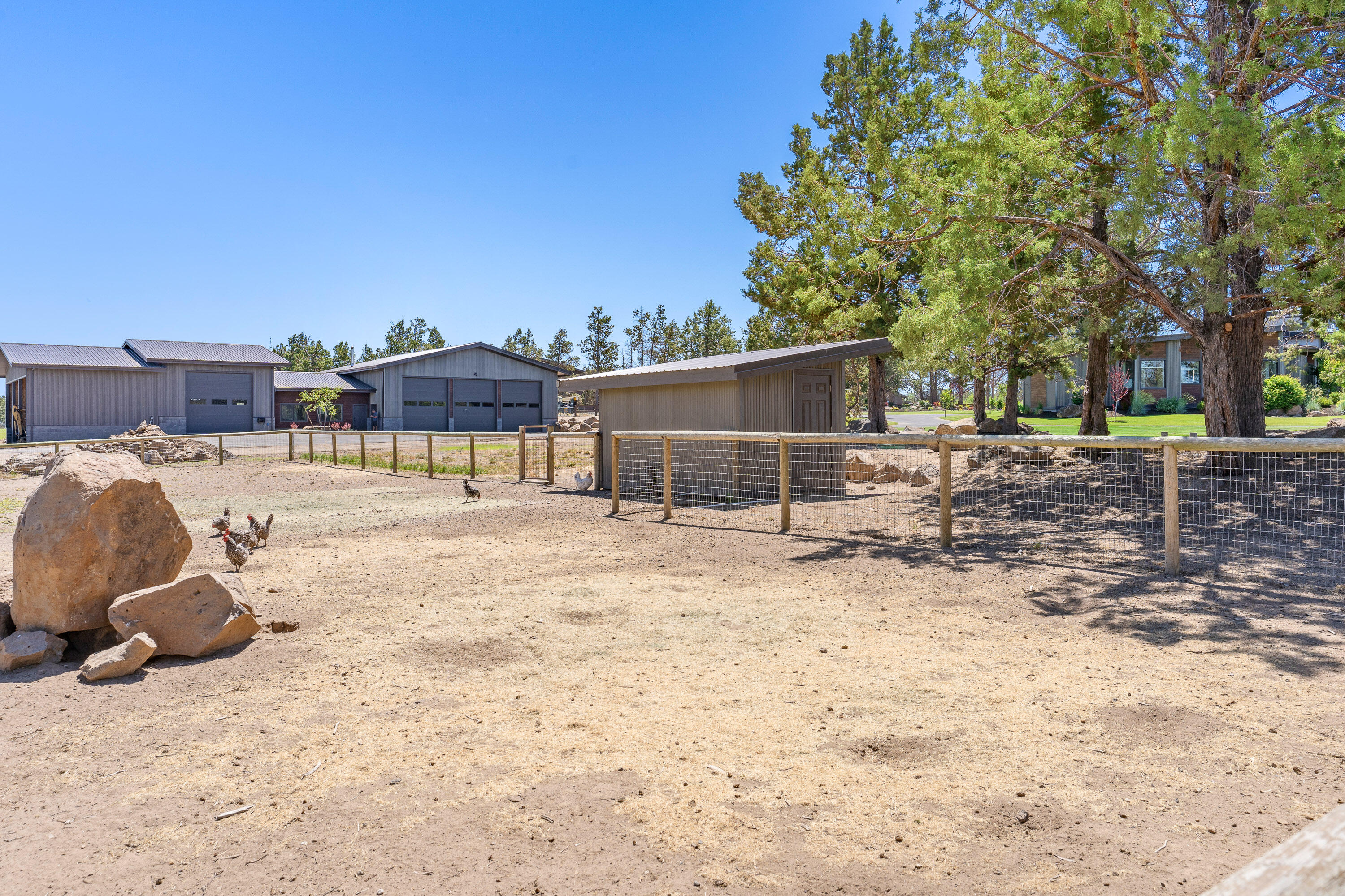 65040 Collins Road Bend, OR 97703 - Photo 47 of 57 43