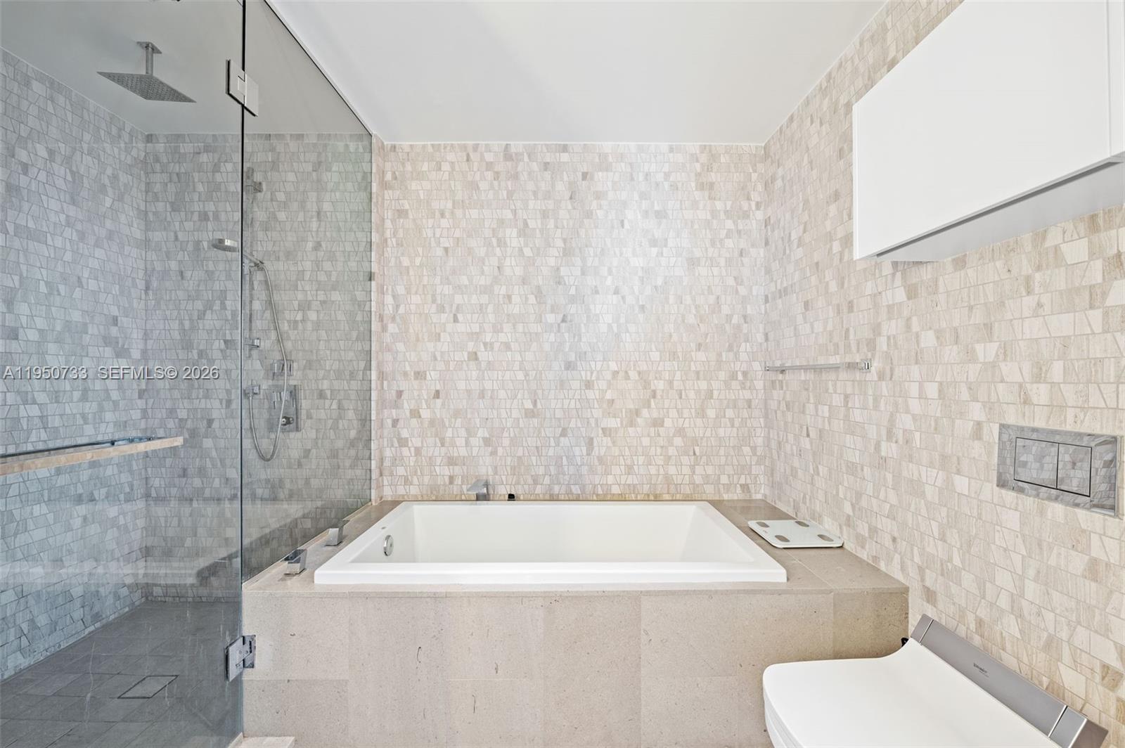 88 Southwest 7th Street, Unit 3101 Miami, FL 33130 - Photo 17 of 35