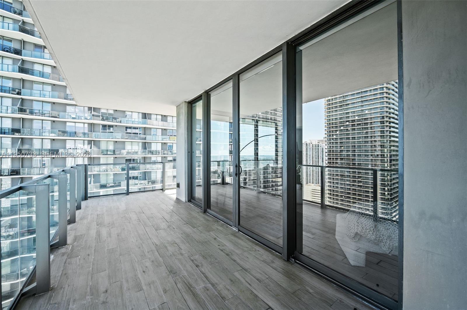 88 Southwest 7th Street, Unit 3101 Miami, FL 33130 - Photo 24 of 35