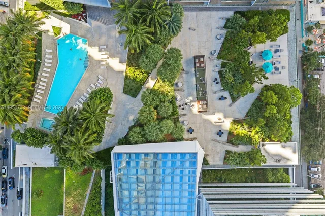 $7,500 | 88 Southwest 7th Street, Unit 3101, Miami, FL 33130