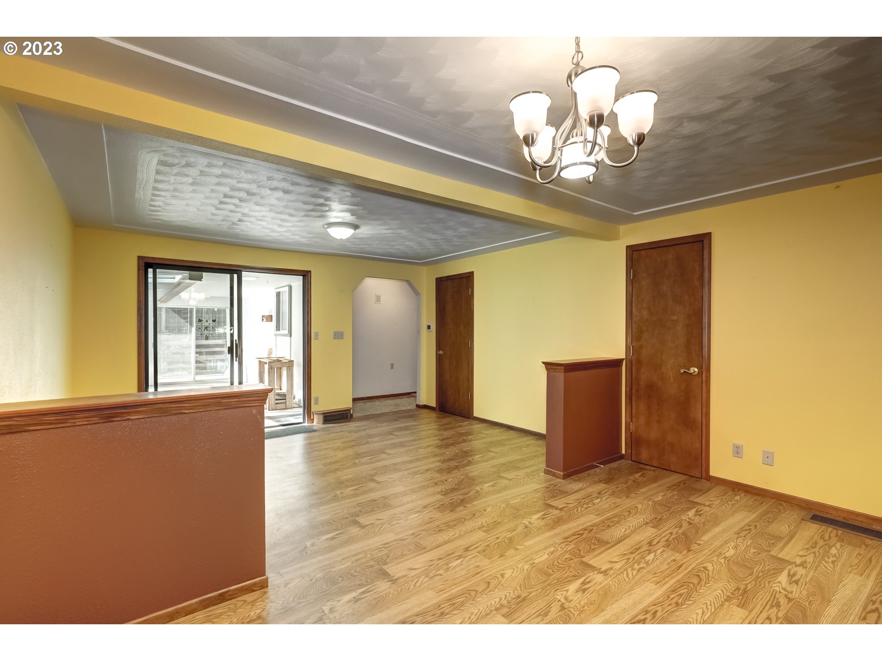 13100 Northwest Willis Road McMinnville, OR 97128 - Photo 18 of 38 a view of an empty room with a window