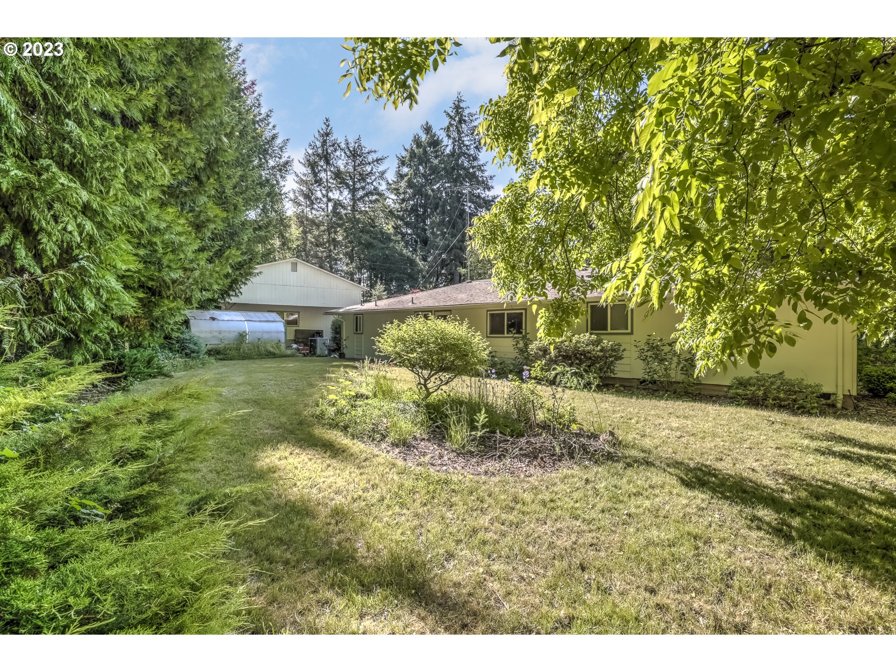 13100 Northwest Willis Road McMinnville, OR 97128 - Photo 33 of 38 a view of a outdoor space