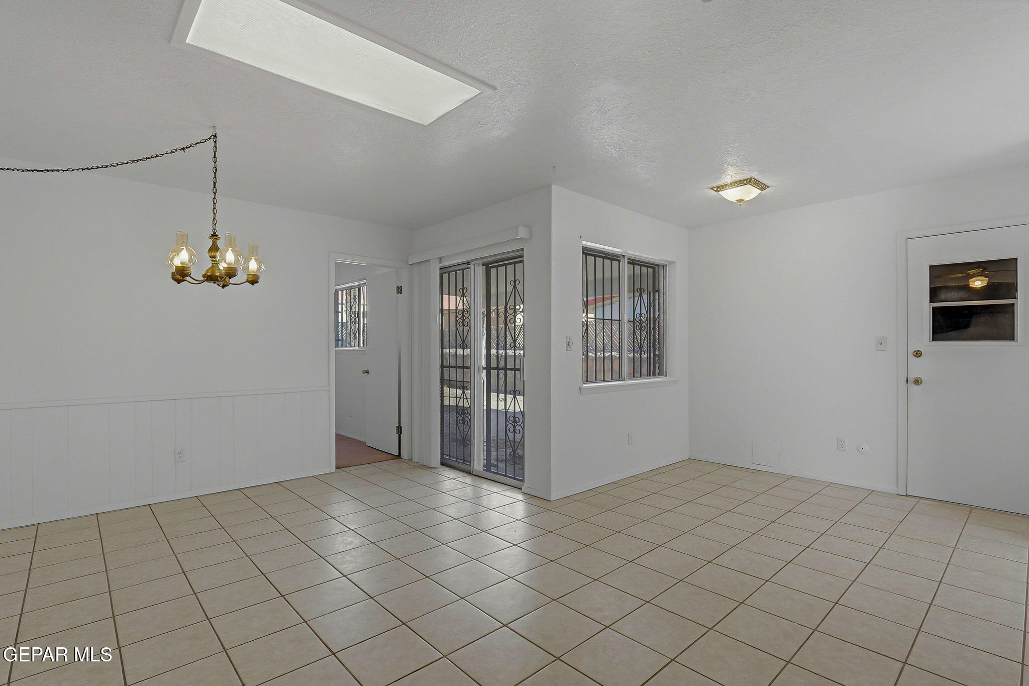 6005 Midas Avenue El Paso, TX 79924 - Photo 15 of 41 22-web-or-mls-IMG_9760
