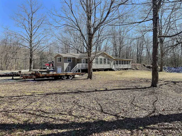 $599,000 | 1290 N Road, Hinesburg, VT 05461