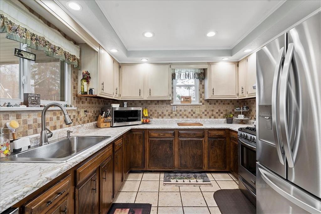 730 Ellen Street Monongahela, PA 15063 - Photo 8 of 24 Gallery Image 8