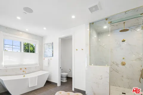 $3,495,000 | 7500 Stewart Avenue, Los Angeles, CA 90045