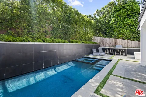 $3,495,000 | 7500 Stewart Avenue, Los Angeles, CA 90045