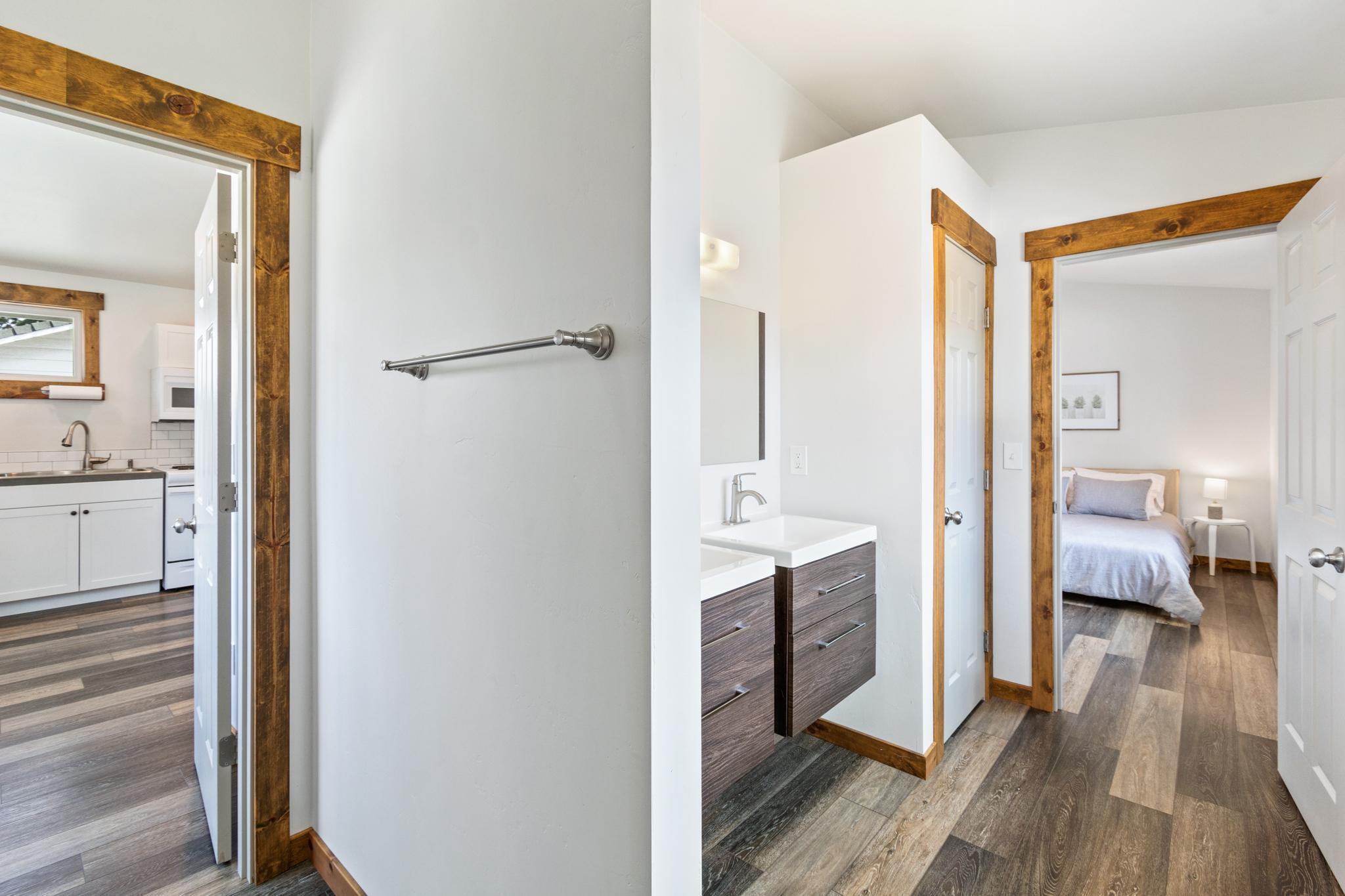 63262 Vogt Road Bend, OR 97701 - Photo 60 of 65 ADDITION: Bathroom
