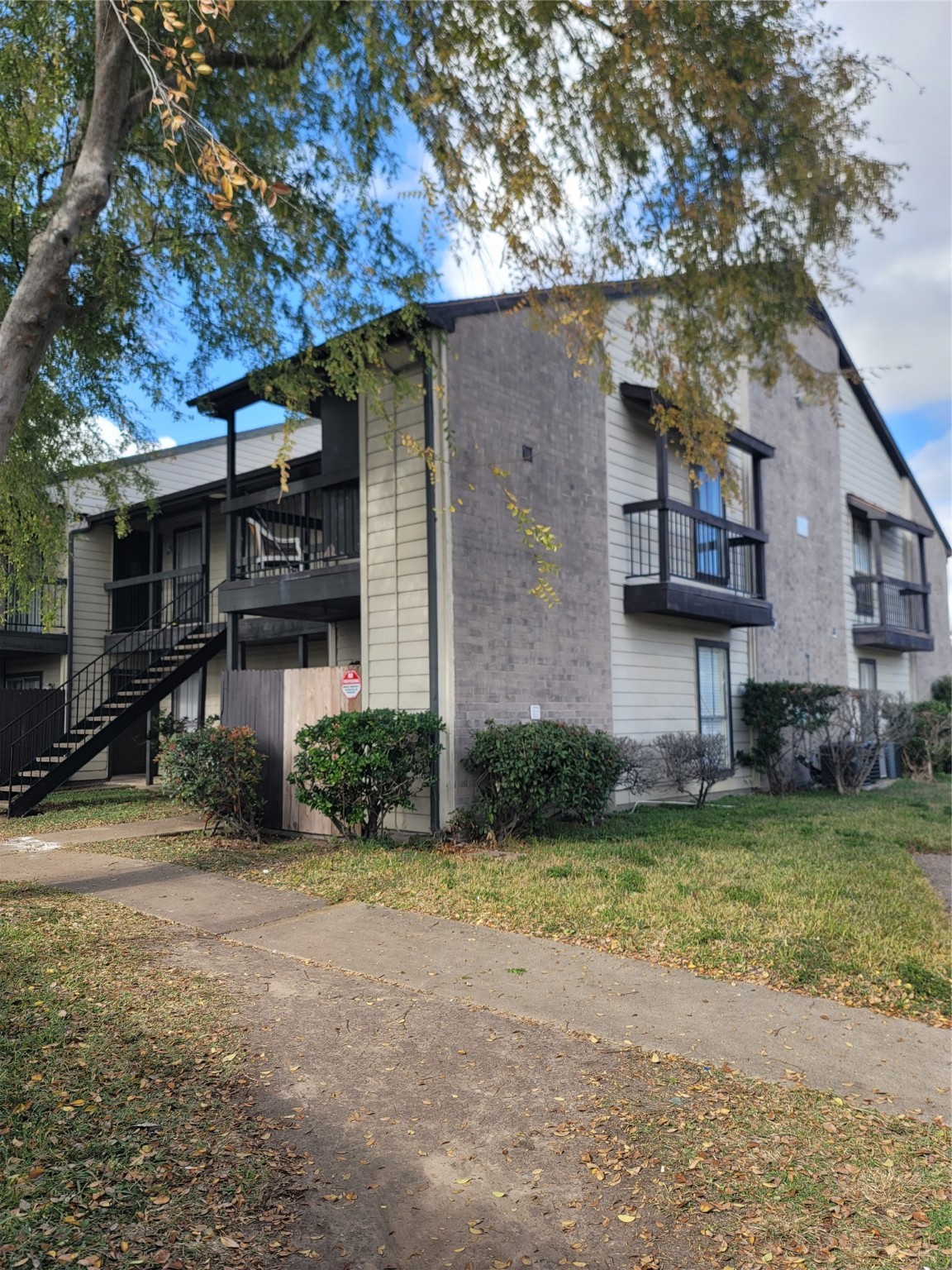 12615 Brookglade Circle, Unit 409 Houston, TX 77099 - Photo 11 of 23