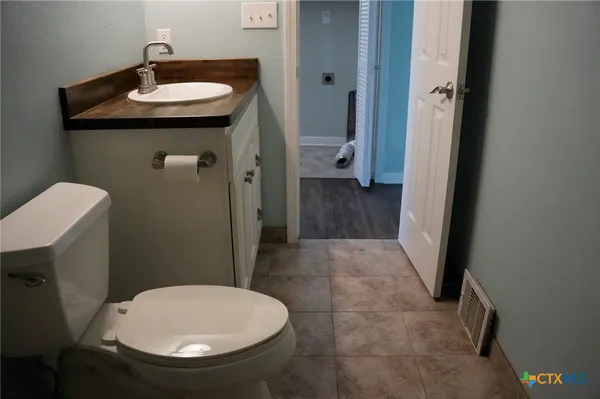 $200,000 | 1978 Bayview Drive, Palacios, TX 77465