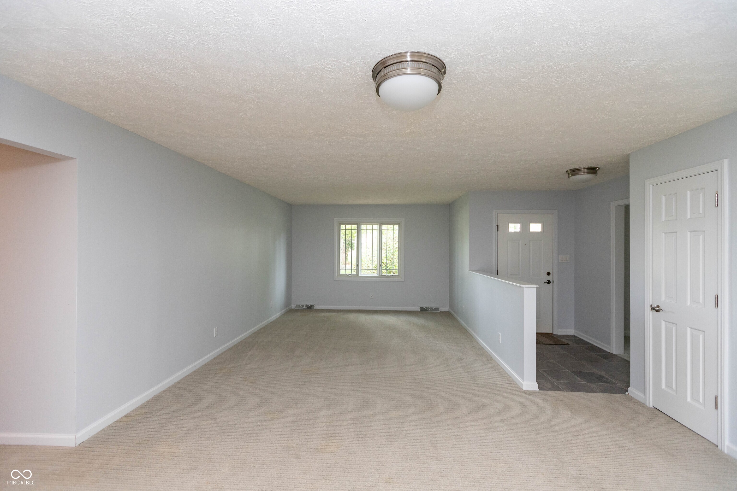 7454 Avalon Trail Road Indianapolis, IN 46250 - Photo 4 of 27