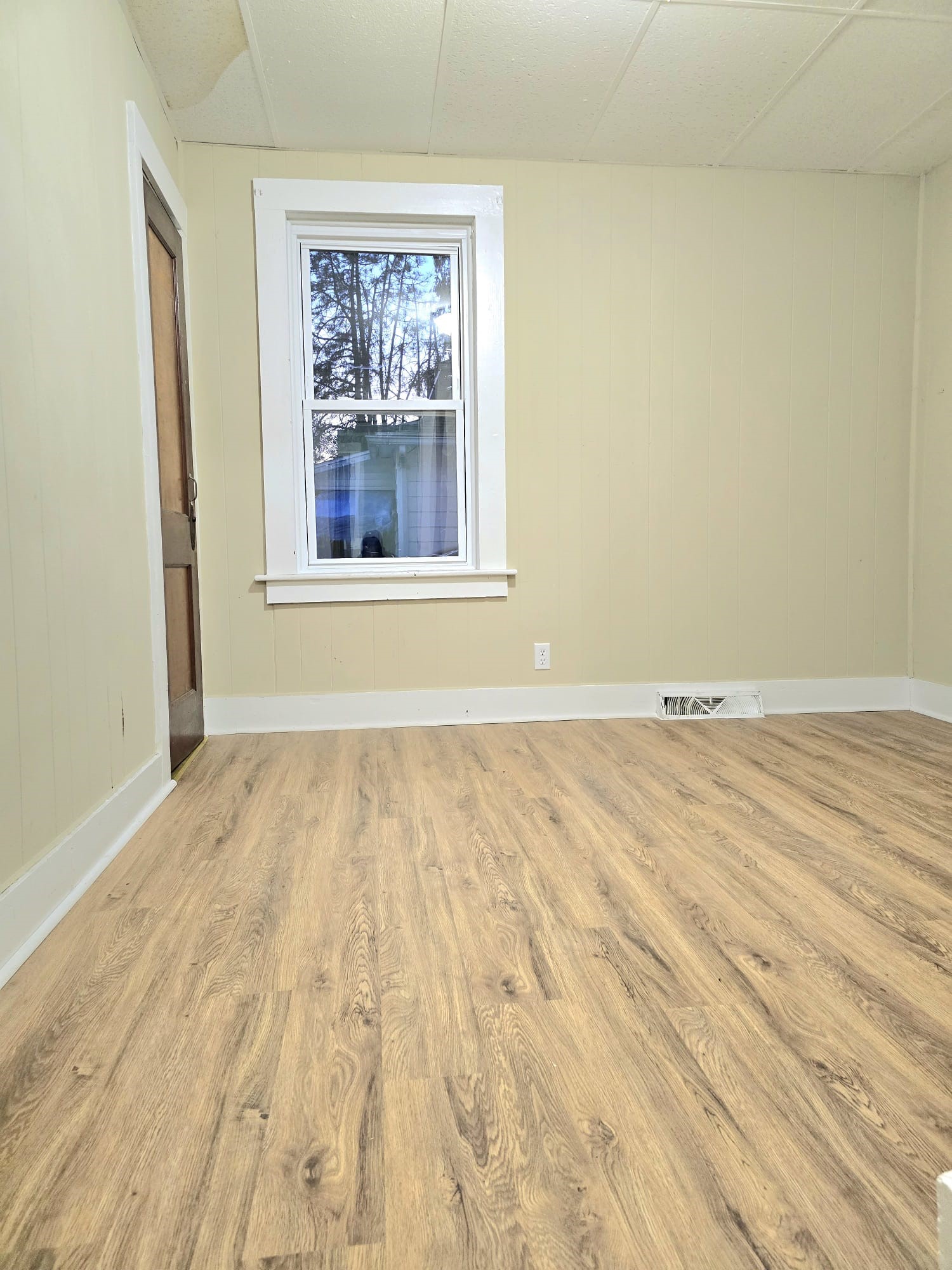 804 Broad Street, Unit 2 Endicott, NY 13760 - Photo 6 of 12