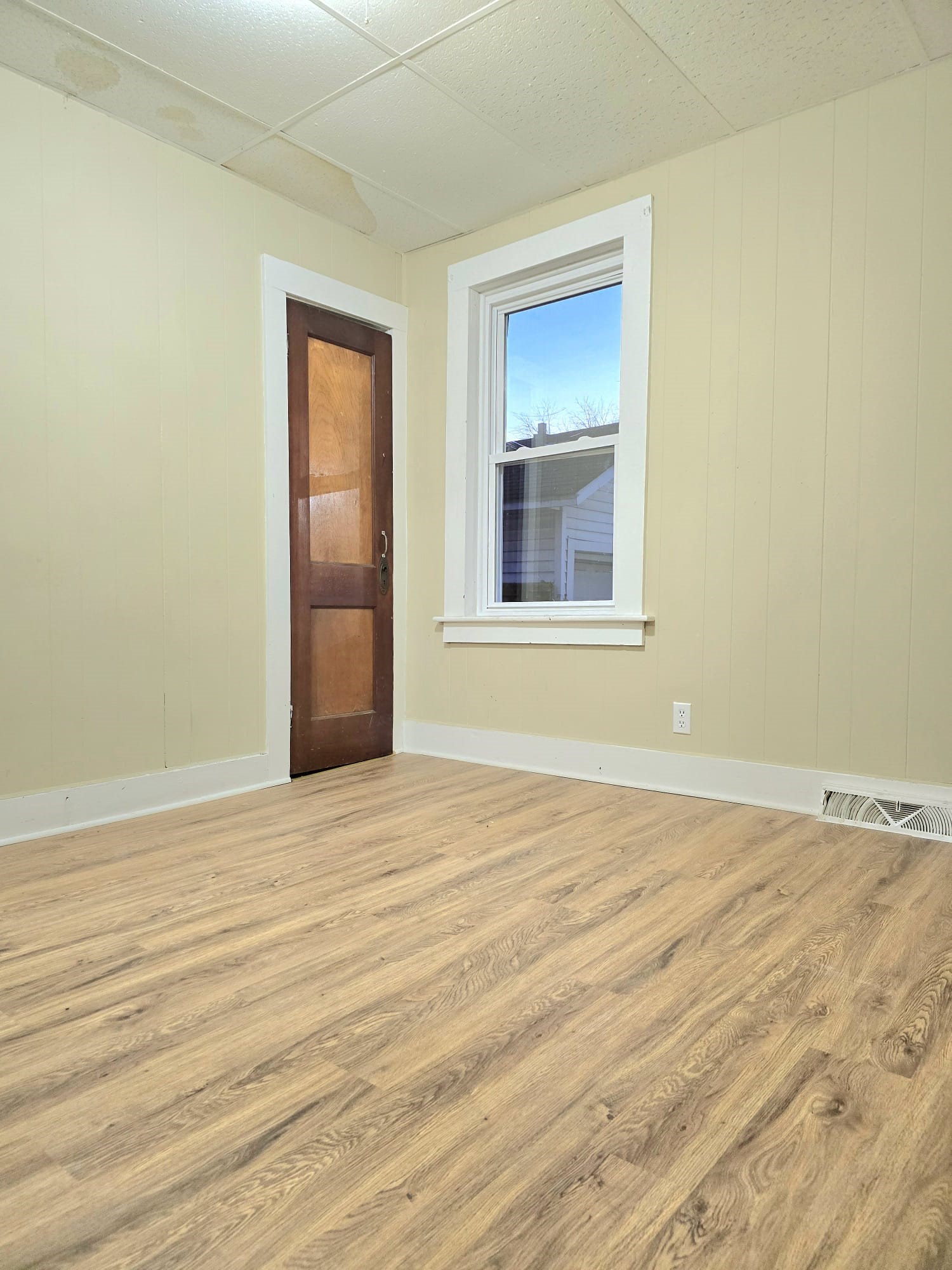 804 Broad Street, Unit 2 Endicott, NY 13760 - Photo 7 of 12