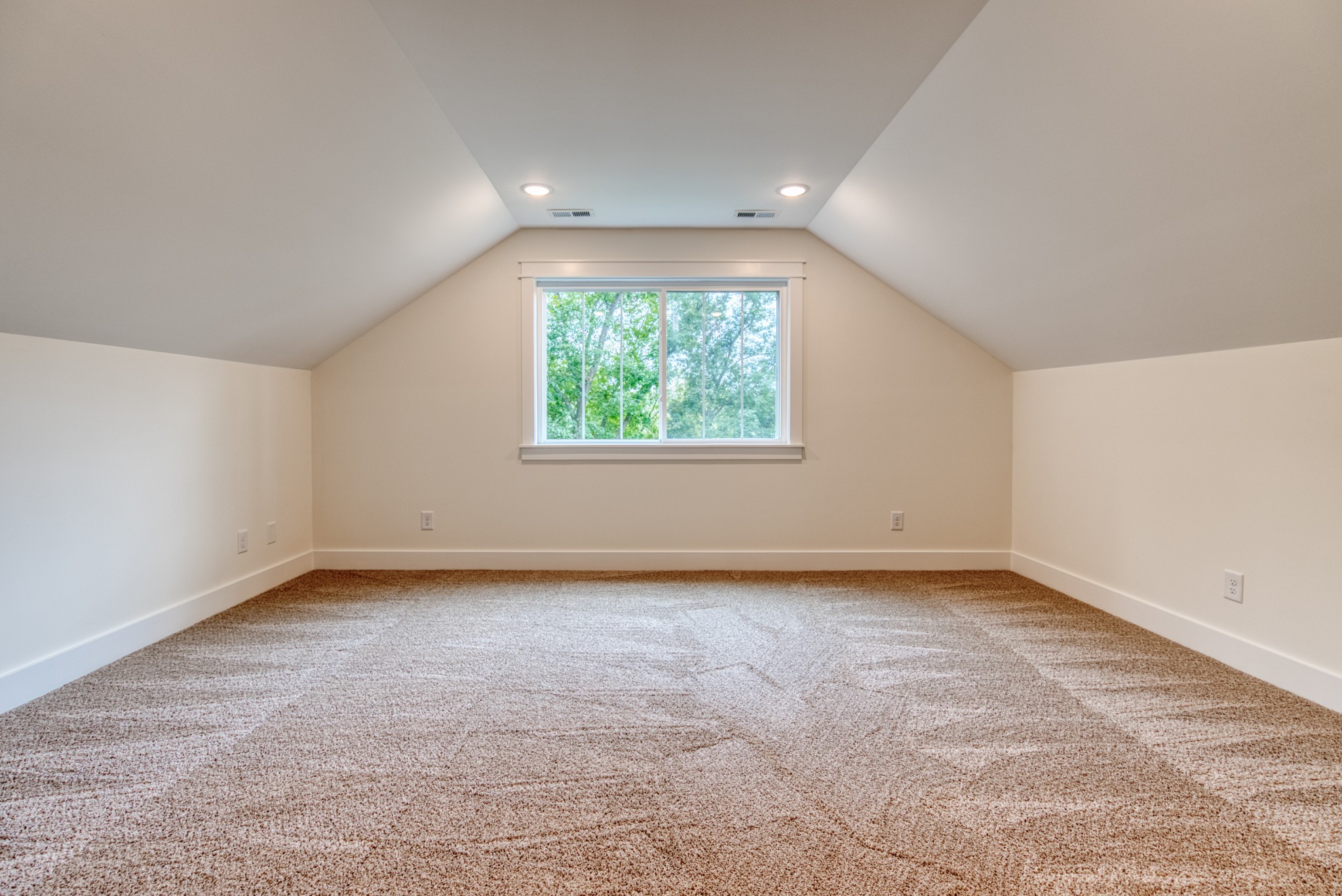 793 Spring Circle Springfield, TN 37172 - Photo 57 of 83 an empty room with a window