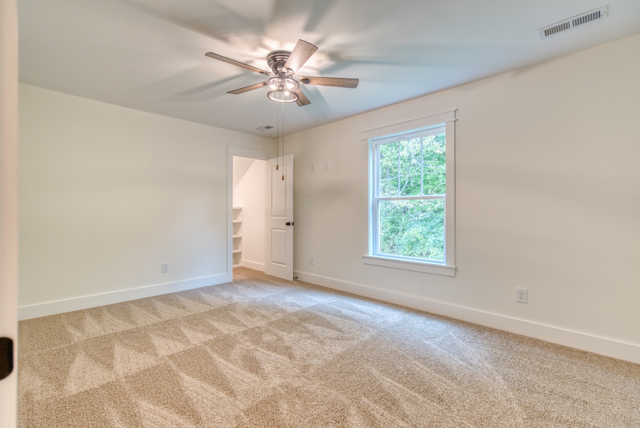 793 Spring Circle Springfield, TN 37172 - Photo 60 of 83 a view of an empty room with a window