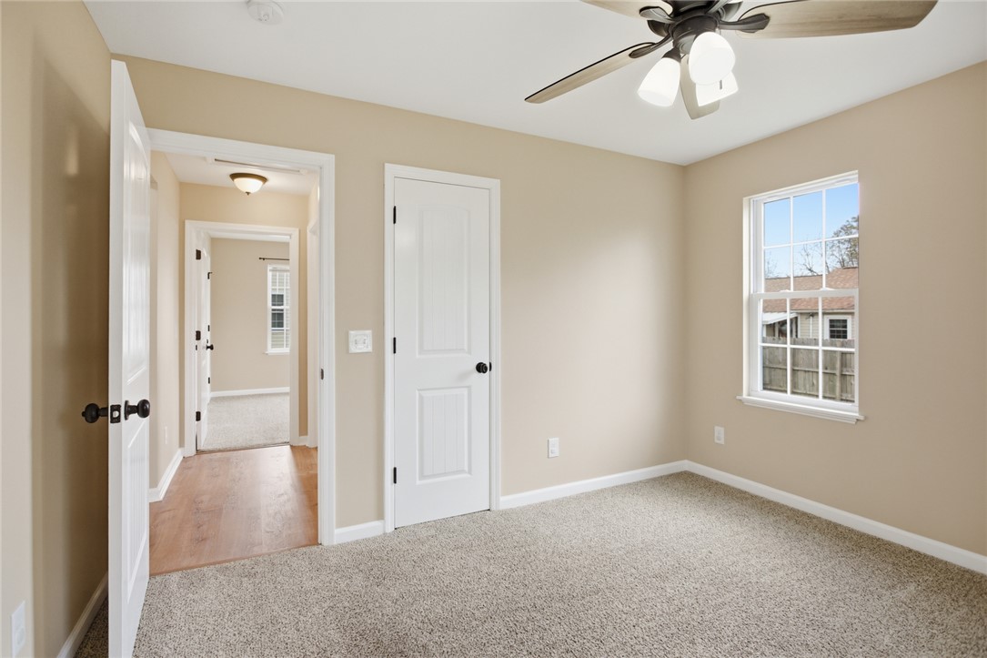 1000 Overbrook Drive Seneca, SC 29678 - Photo 15 of 31