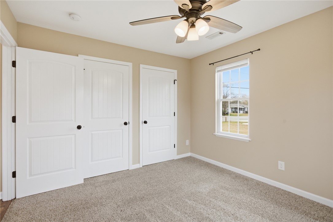 1000 Overbrook Drive Seneca, SC 29678 - Photo 20 of 31