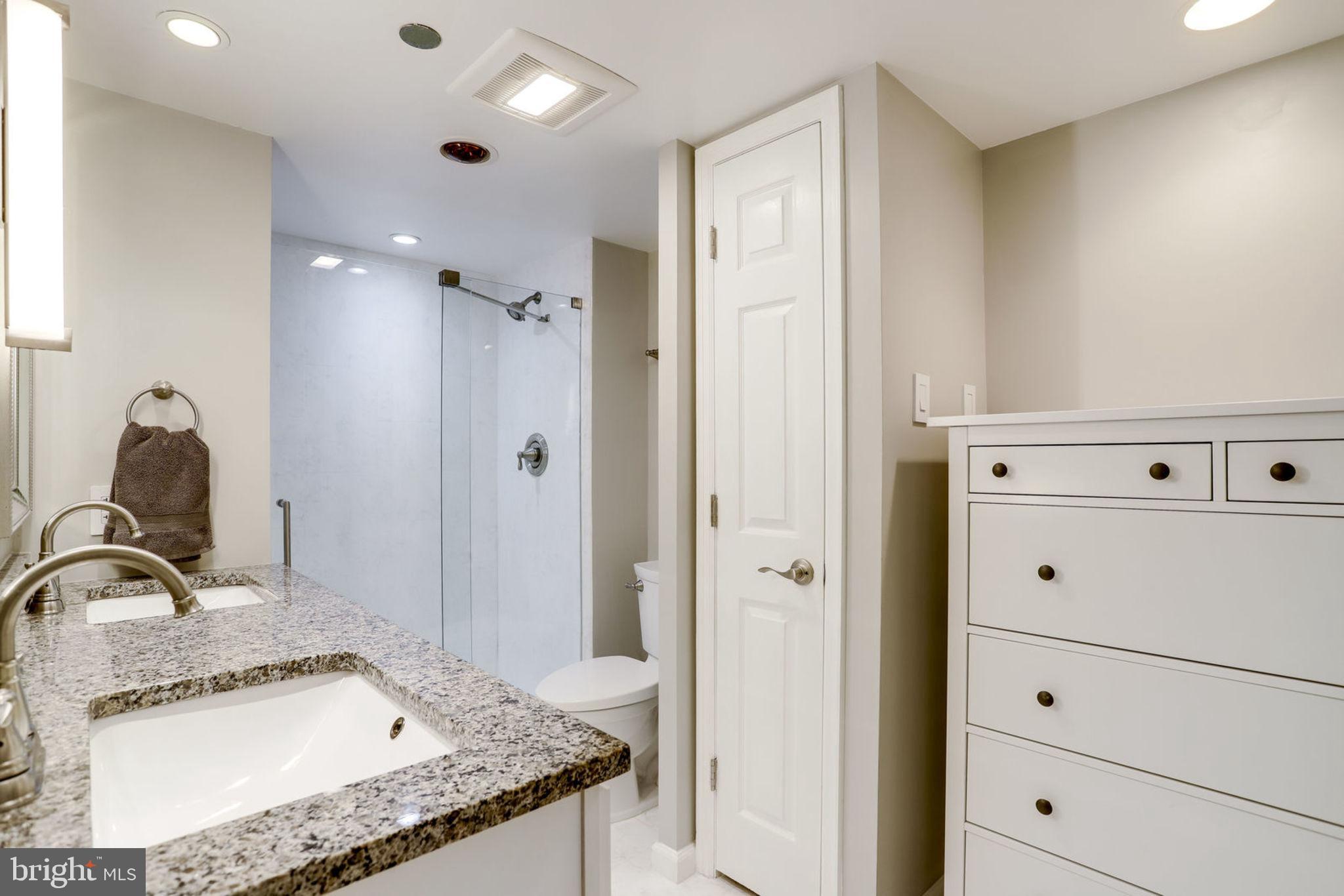 1301 North Courthouse Road, Unit 1506 Arlington, VA 22201 - Photo 18 of 46