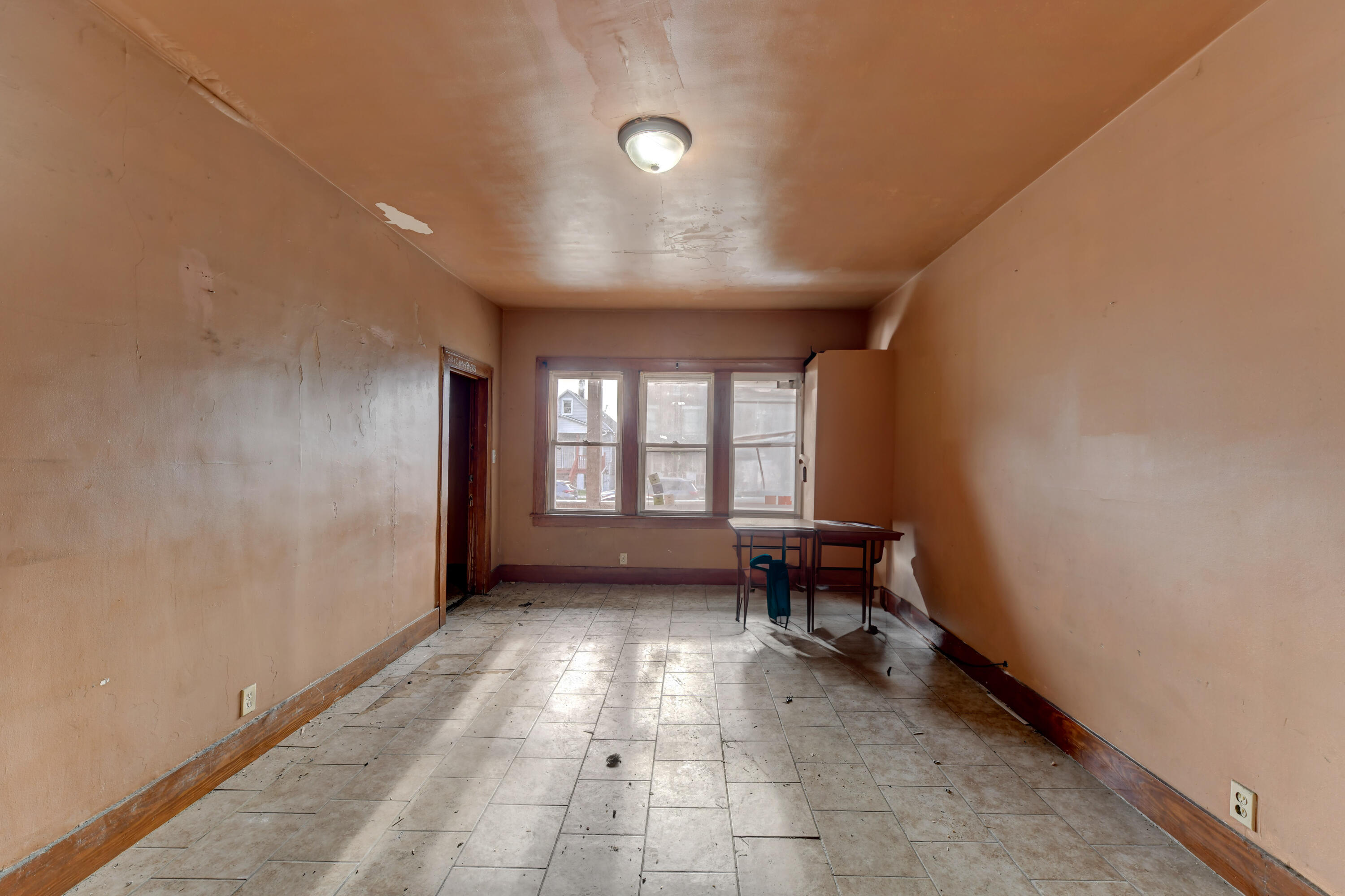 5010 Magoun Avenue East Chicago, IN 46312 - Photo 2 of 26 3000x2000