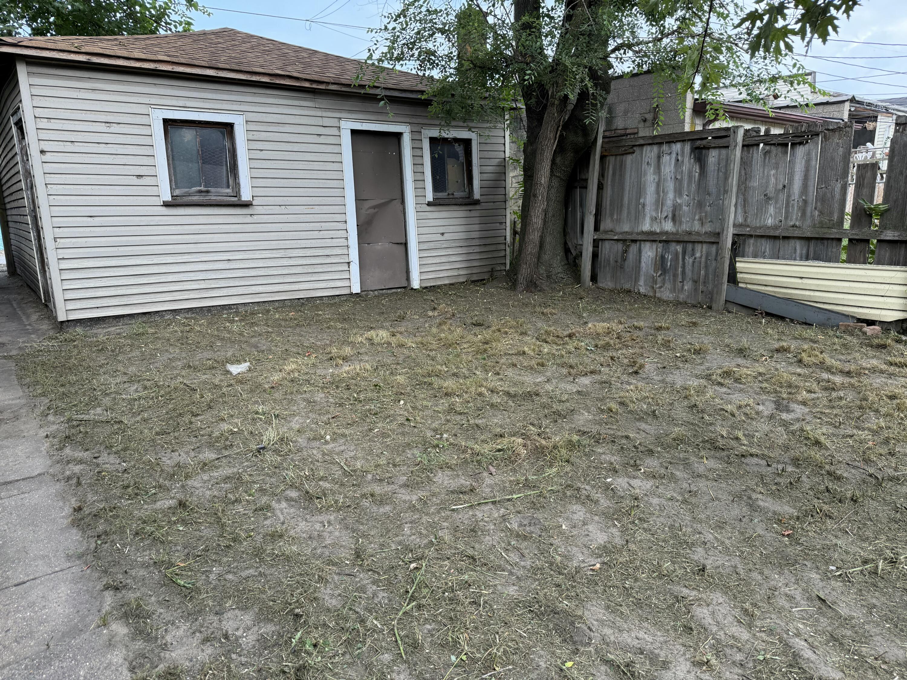 5010 Magoun Avenue East Chicago, IN 46312 - Photo 22 of 26 3000x2250