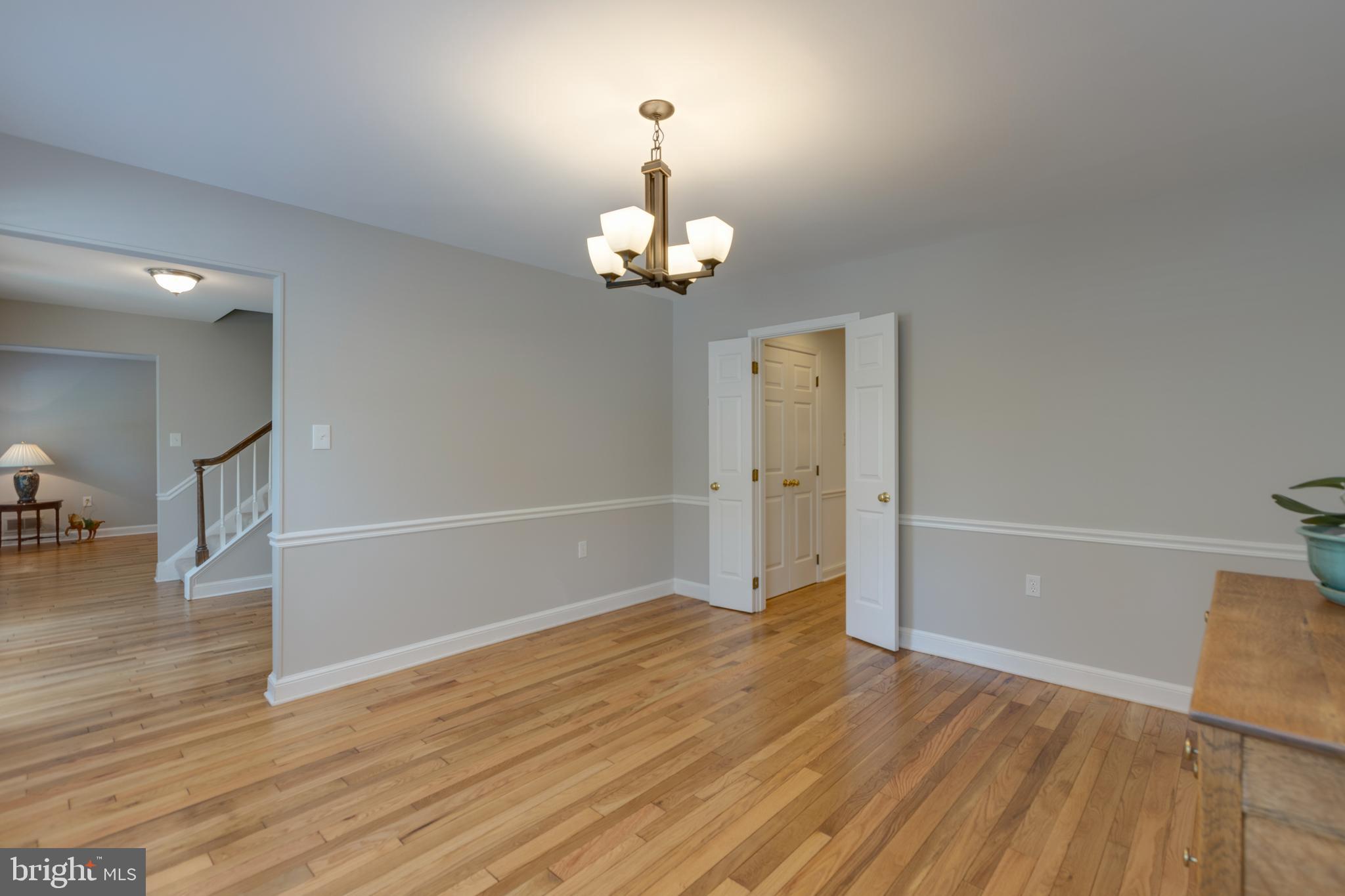 8238 Crown Court Road Alexandria, VA 22308 - Photo 12 of 57 Gallery Image 12