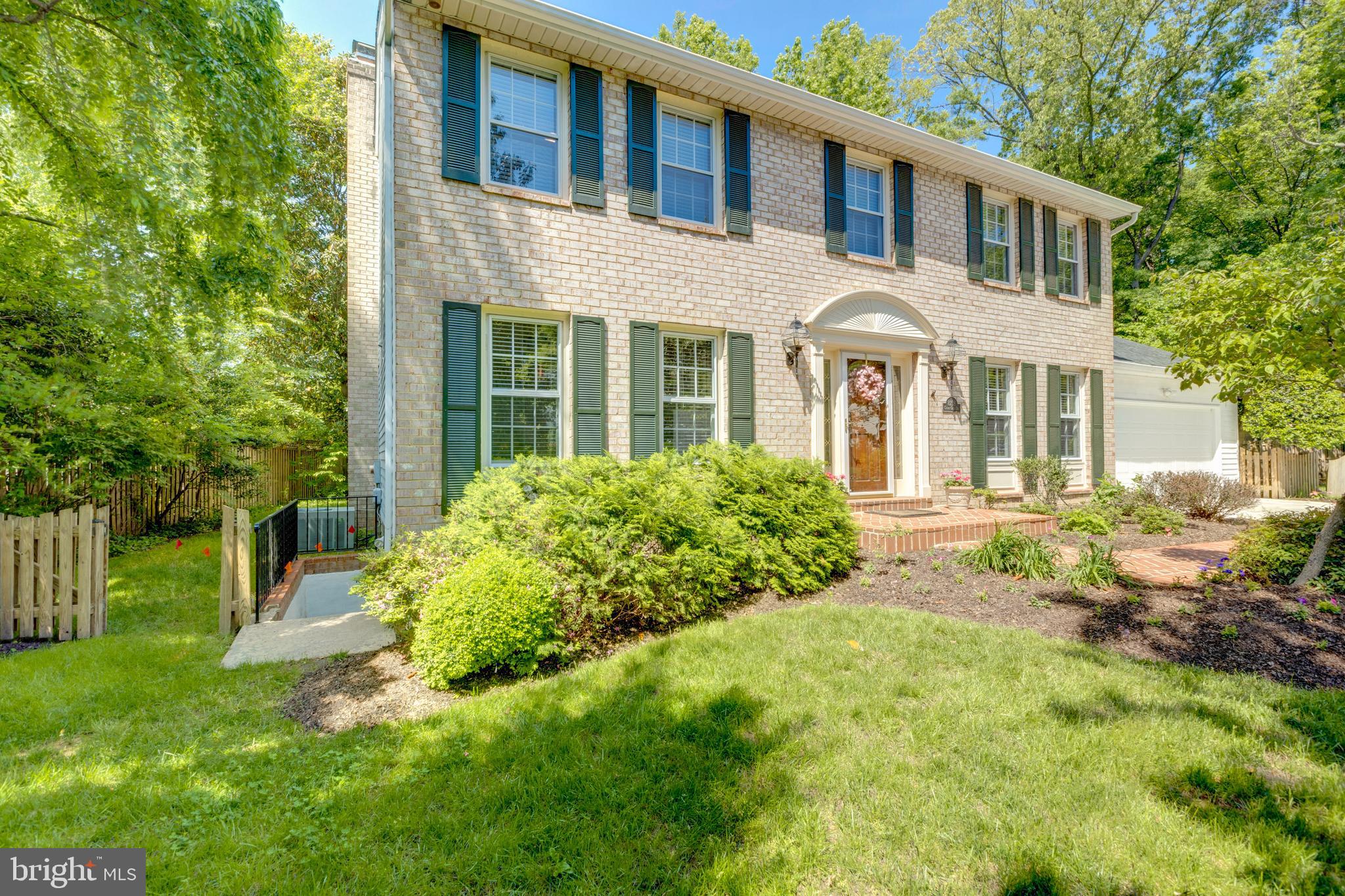 8238 Crown Court Road Alexandria, VA 22308 - Photo 4 of 57 Gallery Image 4
