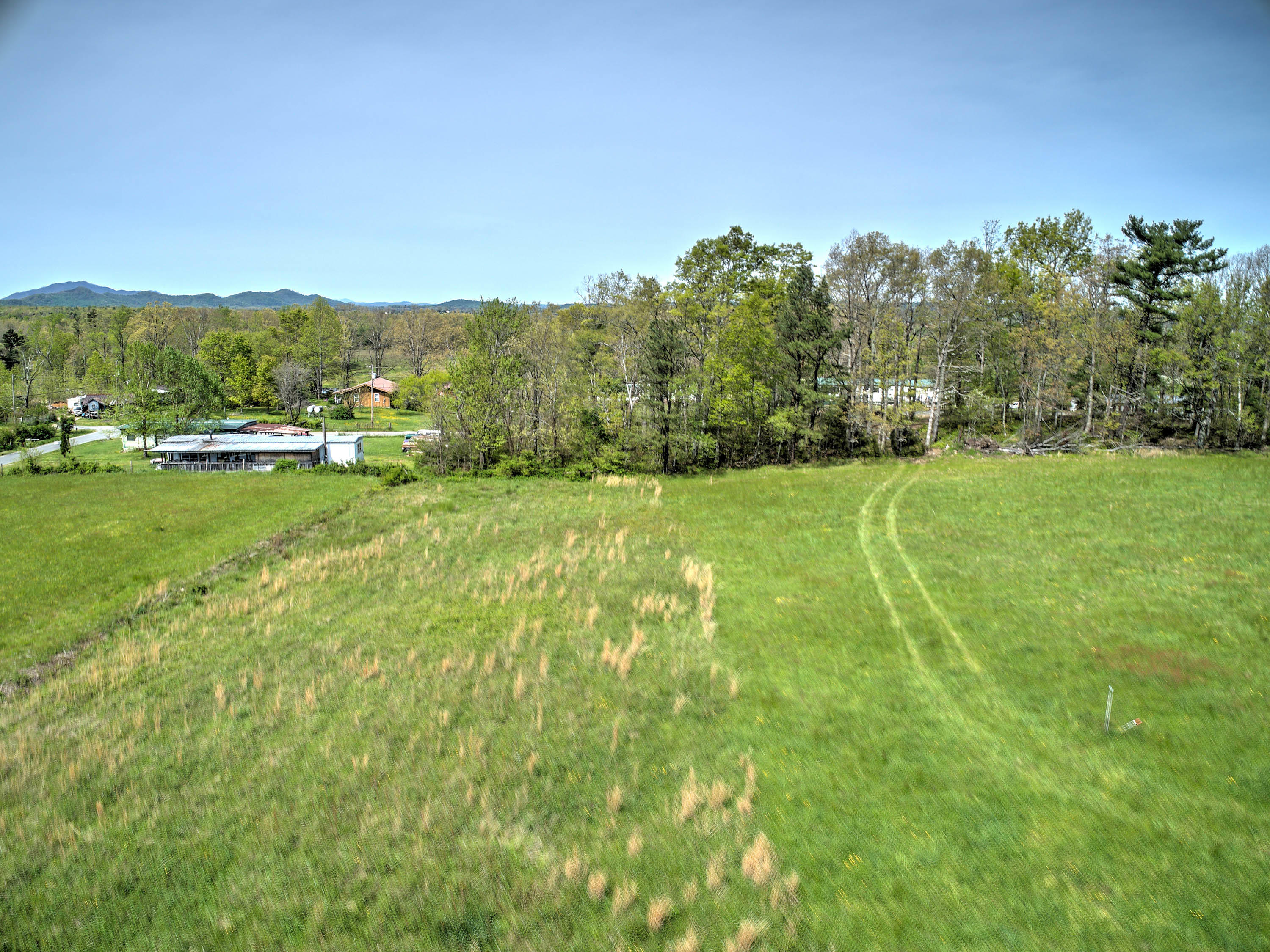 4 Colyer Road Greeneville, TN 37743 - Photo 2 of 29 Colyer Rd-2