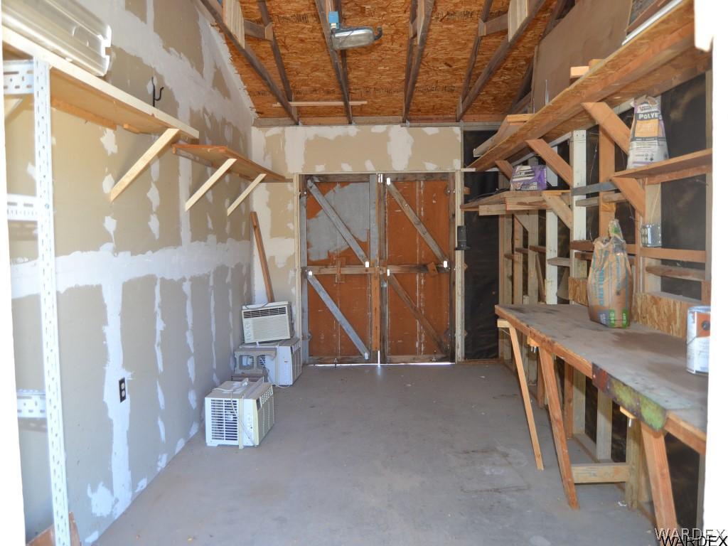 3521 North Bryce Road Golden Valley, AZ 86413 - Photo 19 of 22 Shed