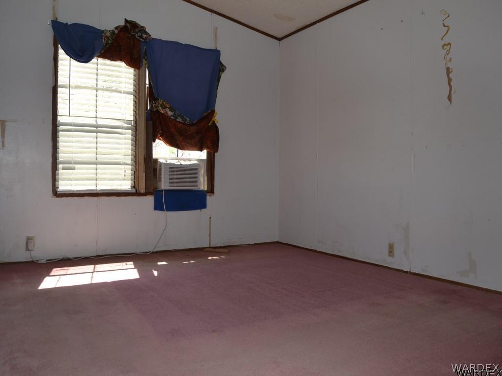 3521 North Bryce Road Golden Valley, AZ 86413 - Photo 9 of 22 Master Bedroom