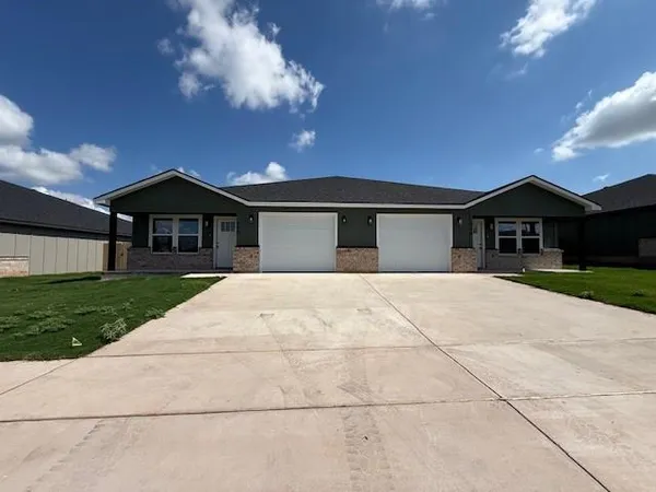 $2,495 | 946 Minda Street, Abilene, TX 79602