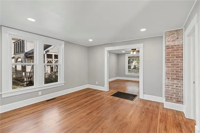 $172,000 | 302 South Elm Street, Sweet Springs, MO 65351