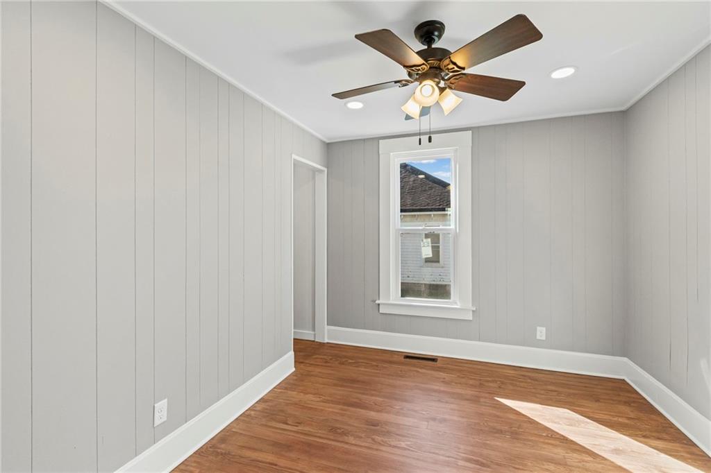 302 South Elm Street Sweet Springs, MO 65351 - Photo 15 of 30