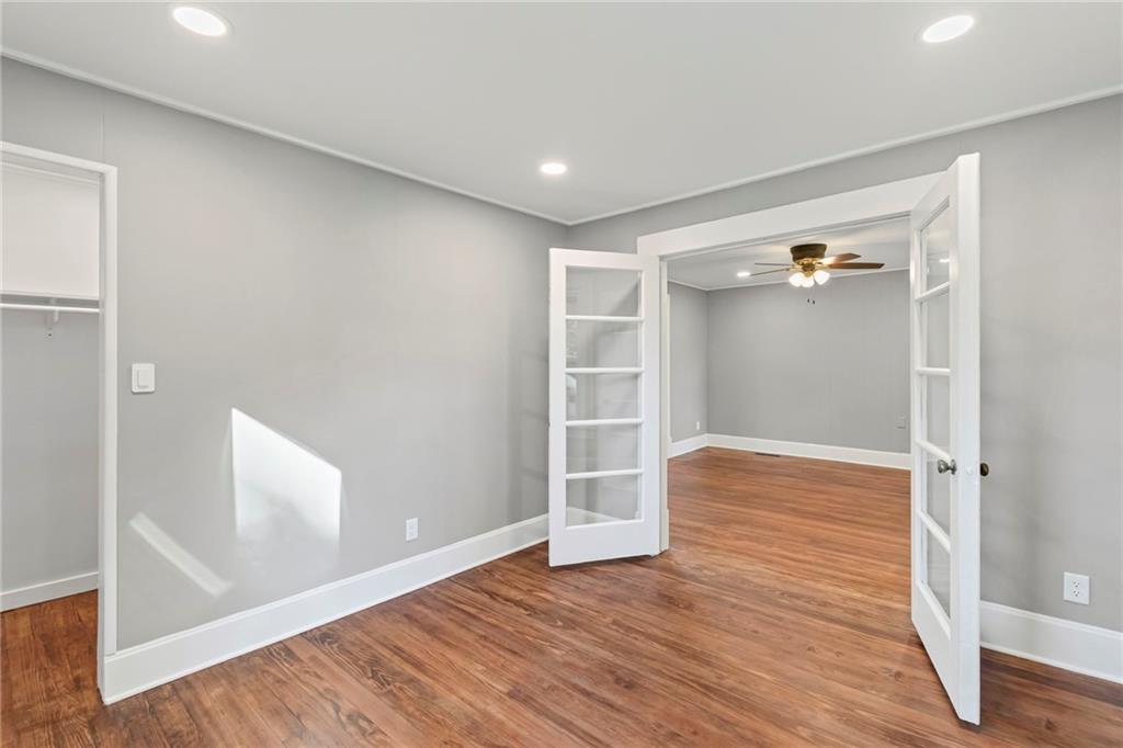 302 South Elm Street Sweet Springs, MO 65351 - Photo 9 of 30