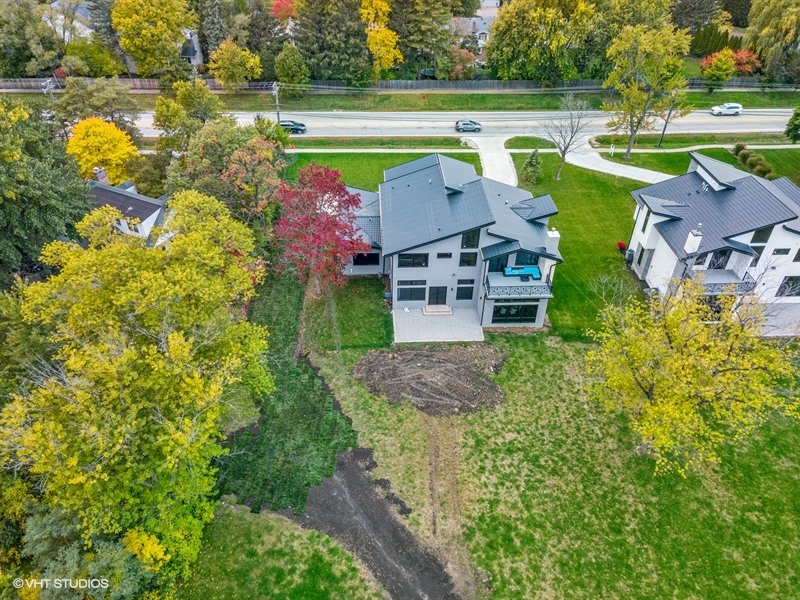 1341 Pfingsten Road Northbrook, IL 60062 - Photo 42 of 58