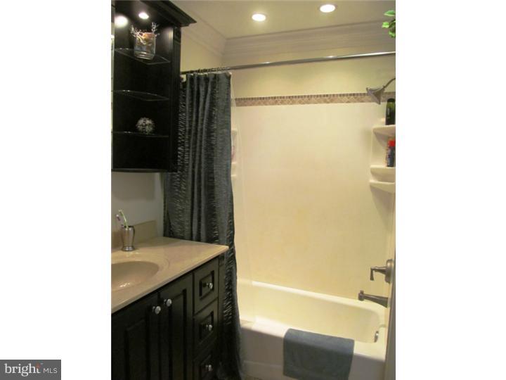 646 North Pleasantview Road Pottstown, PA 19464 - Photo 13 of 17 Bathroom