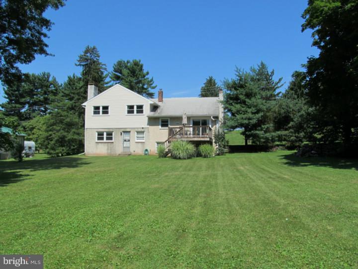 646 North Pleasantview Road Pottstown, PA 19464 - Photo 16 of 17 Back Yard