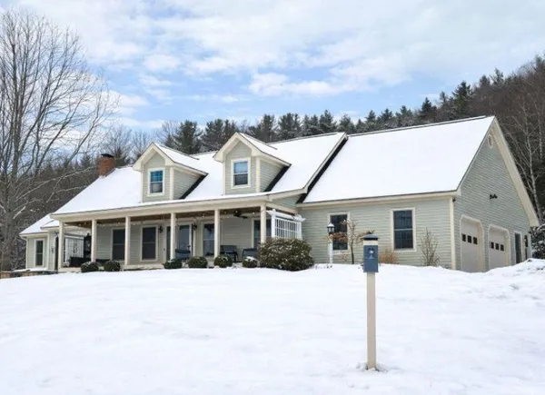 $639,000 | 692 Old Walpole Road, Surry, NH 03431