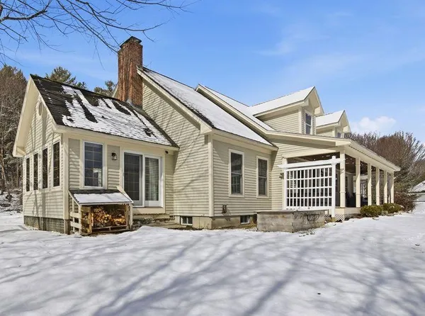 $639,000 | 692 Old Walpole Road, Surry, NH 03431
