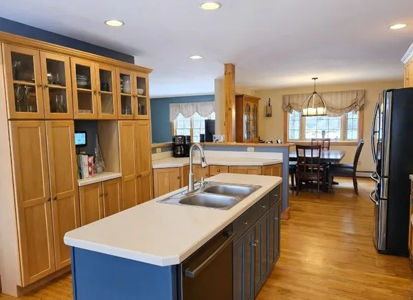 $639,000 | 692 Old Walpole Road, Surry, NH 03431