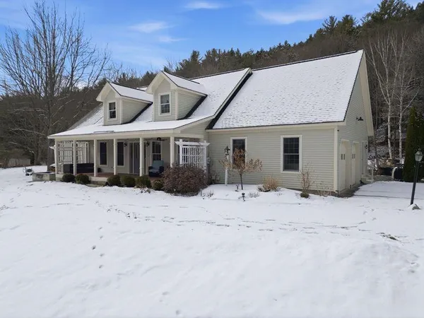 $639,000 | 692 Old Walpole Road, Surry, NH 03431