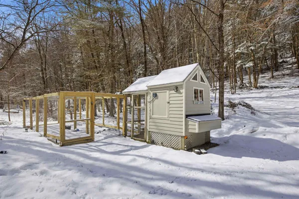 $639,000 | 692 Old Walpole Road, Surry, NH 03431