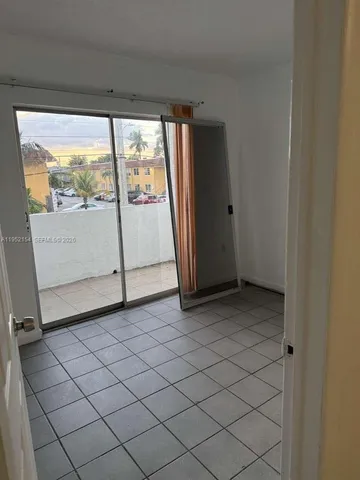 $1,890 | 4495 Northwest 9th Street, Unit 105, Miami, FL 33126