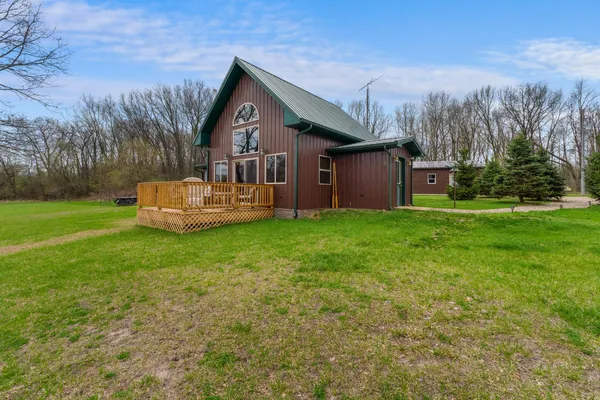 $329,900 | 1841 North Bunn Road, Hillsdale, MI 49242