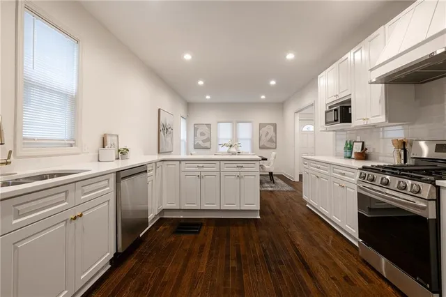 $424,900 | 3219 Charlotte Street, Kansas City, MO 64109