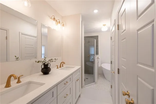 $424,900 | 3219 Charlotte Street, Kansas City, MO 64109