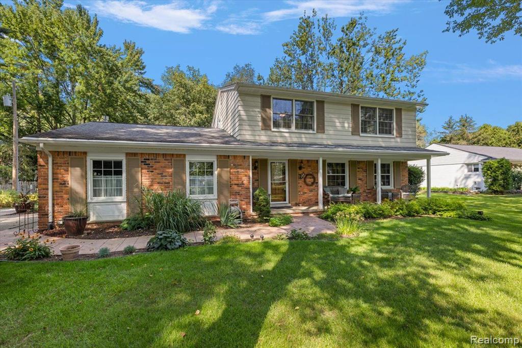 144 Oaklane Drive Rochester Hills, MI 48306 - Photo 4 of 74