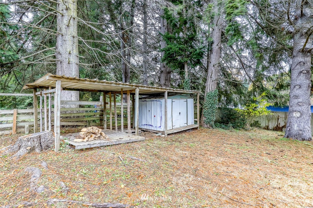 26215 Barrett Road Northeast Kingston, WA 98346 - Photo 32 of 38 Gallery Image 32