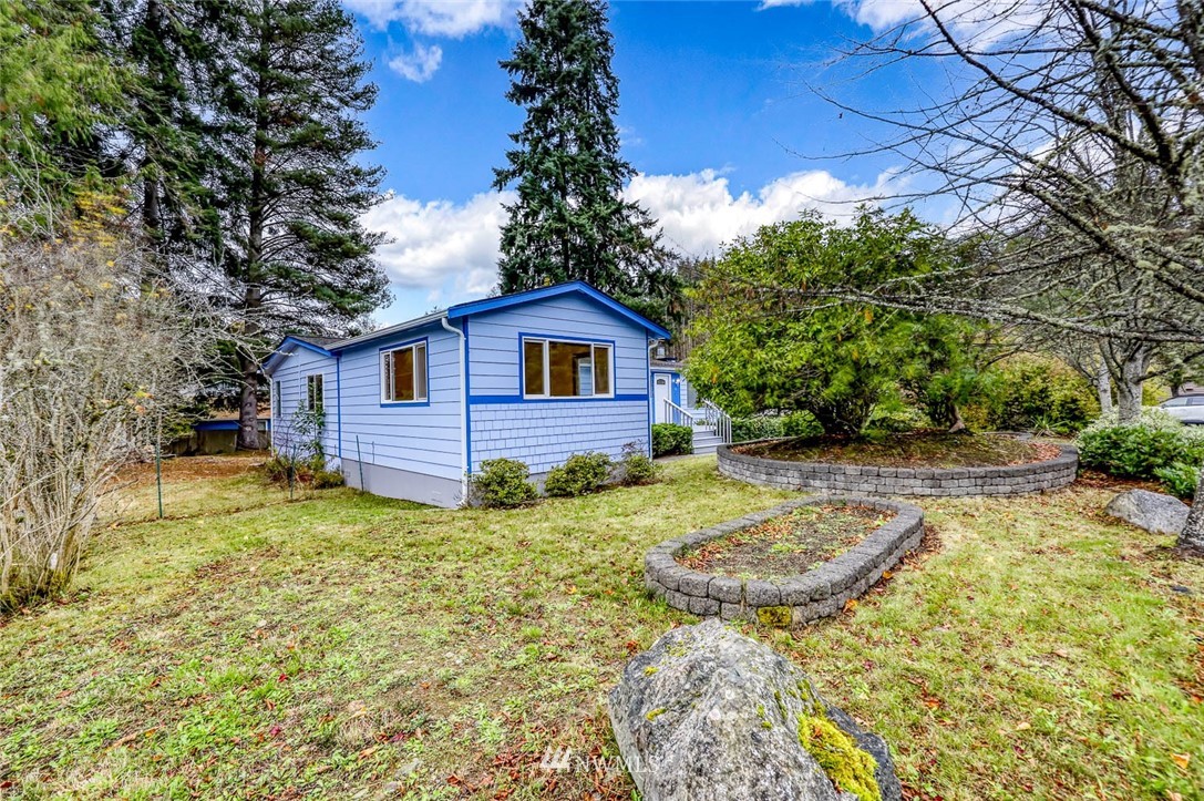 26215 Barrett Road Northeast Kingston, WA 98346 - Photo 35 of 38 Gallery Image 35