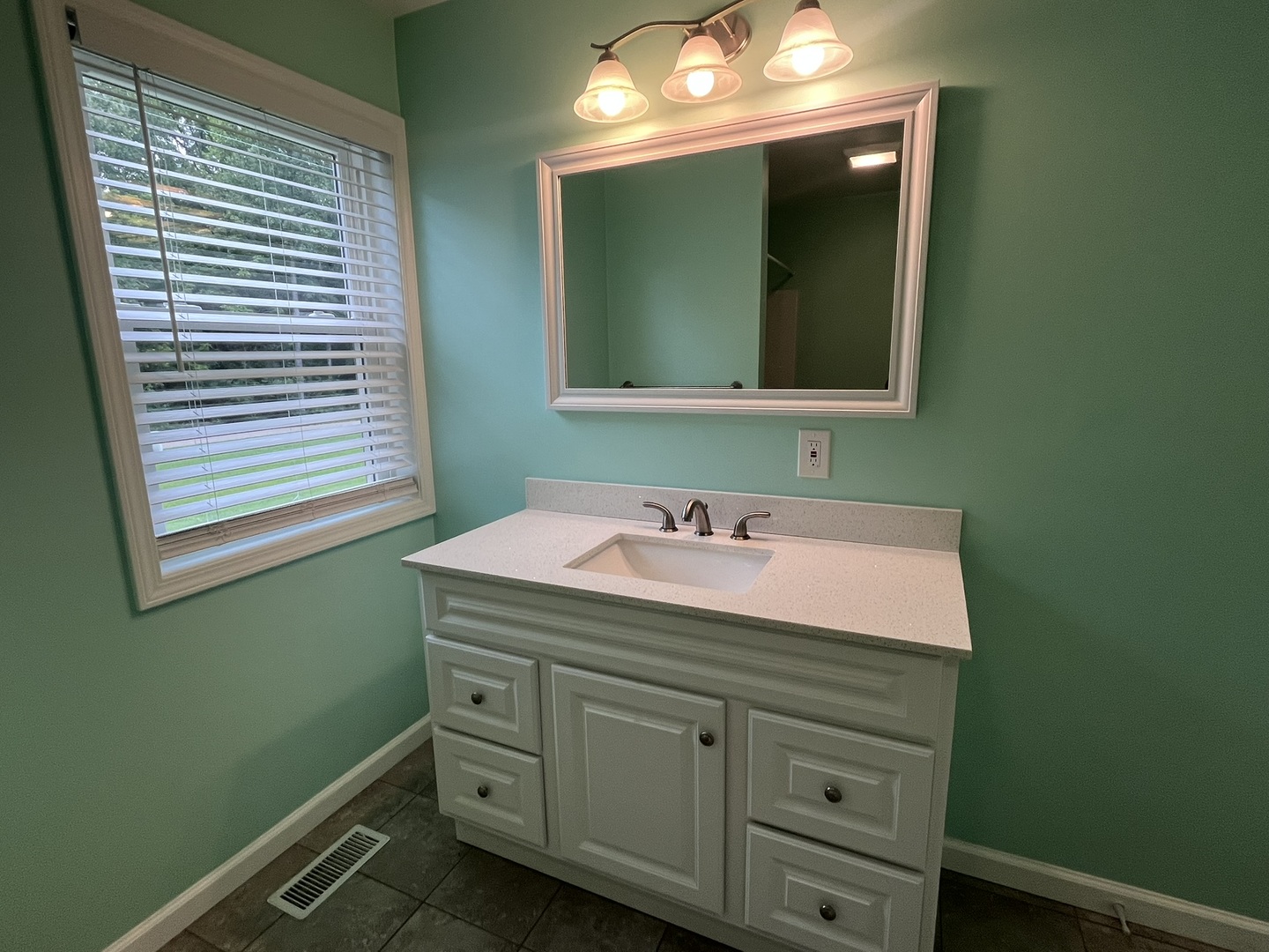 1720 Hugenberg Lane Fowler, IL 62338 - Photo 25 of 42 Gallery Image 25